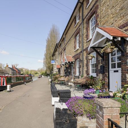 4 Canalside Cottages Towcester Exteriör bild