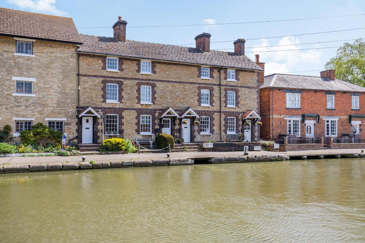 4 Canalside Cottages Towcester Exteriör bild