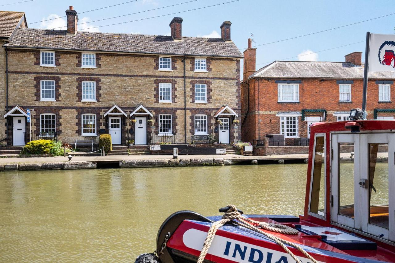 4 Canalside Cottages Towcester Exteriör bild