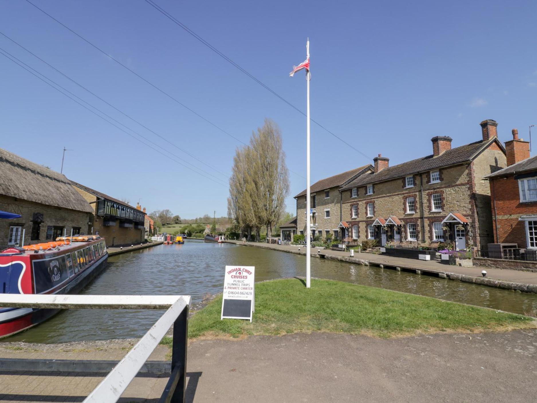 4 Canalside Cottages Towcester Exteriör bild